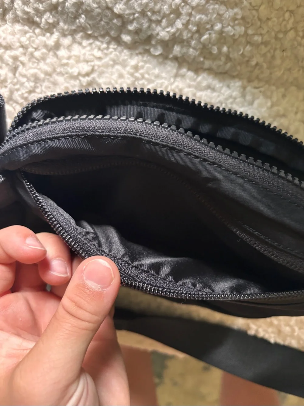 Lululemon Everywhere Belt Bag in Black - Picture 5 of 7